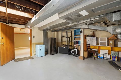 Tiny photo for 9031 Fairview Avenue, Brookfield, IL 60513 (MLS # 12575529)