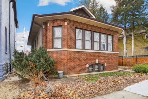 Tiny photo for 9031 Fairview Avenue, Brookfield, IL 60513 (MLS # 12575529)