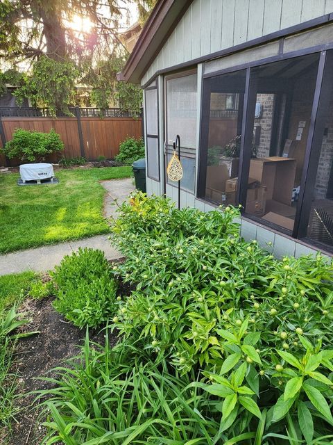 Tiny photo for 9031 Fairview Avenue, Brookfield, IL 60513 (MLS # 12575529)