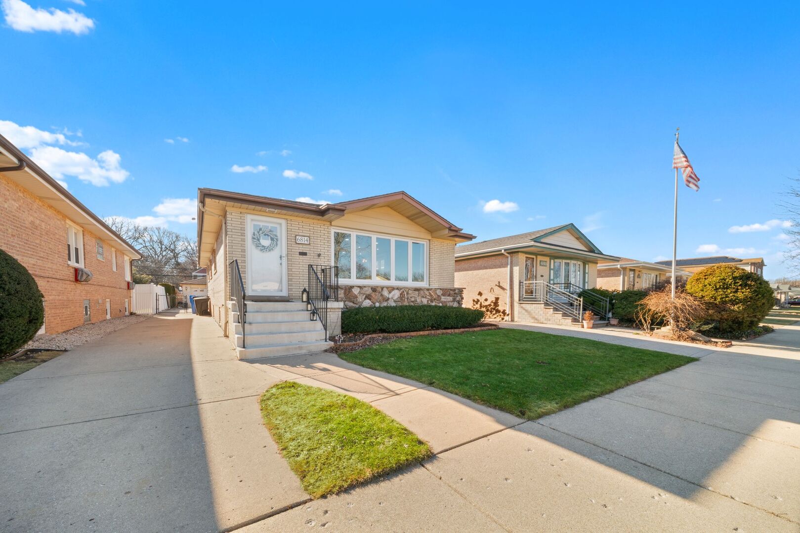 6814 N Dowagiac Avenue