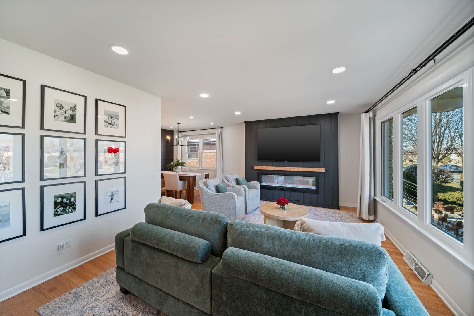 6814 N Dowagiac Avenue