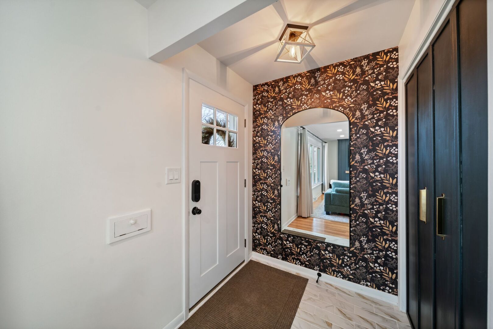 6814 N Dowagiac Avenue