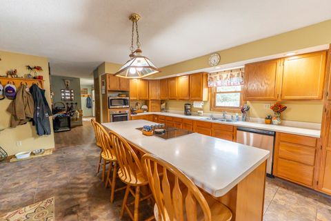 Tiny photo for 15023 E McNeal Road, Monroe Center, IL 61052 (MLS # 12486374)