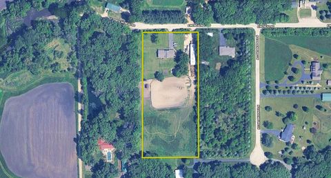 Tiny photo for 15023 E McNeal Road, Monroe Center, IL 61052 (MLS # 12486374)