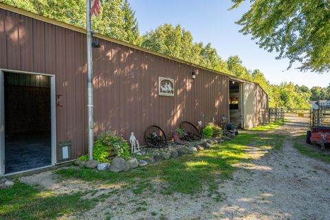 Tiny photo for 15023 E McNeal Road, Monroe Center, IL 61052 (MLS # 12486374)