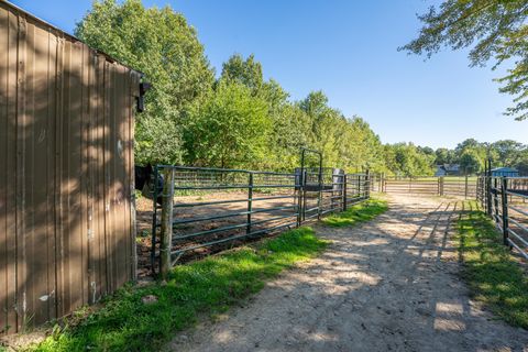 Tiny photo for 15023 E McNeal Road, Monroe Center, IL 61052 (MLS # 12486374)