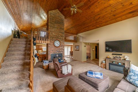 Tiny photo for 15023 E McNeal Road, Monroe Center, IL 61052 (MLS # 12486374)