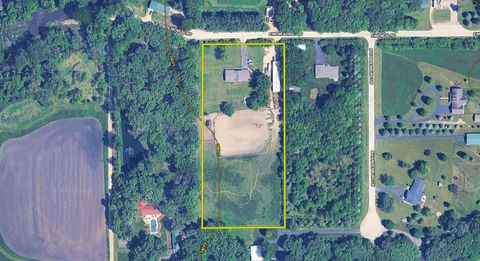 Tiny photo for 15023 E McNeal Road, Monroe Center, IL 61052 (MLS # 12486374)