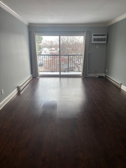 806 E Old Willow Road 211