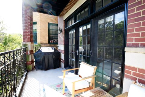 Tiny photo for 4710 N Beacon Street #2S, Chicago, IL 60640 (MLS # 12481697)