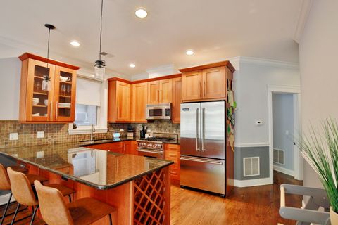 Tiny photo for 4710 N Beacon Street #2S, Chicago, IL 60640 (MLS # 12481697)