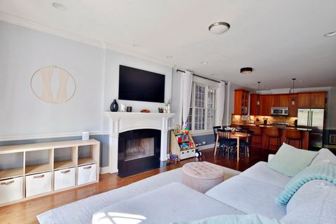 Tiny photo for 4710 N Beacon Street #2S, Chicago, IL 60640 (MLS # 12481697)