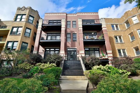 4710 N Beacon Street 2S Chicago IL 60640