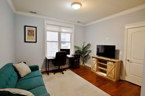 Tiny photo for 4710 N Beacon Street #2S, Chicago, IL 60640 (MLS # 12481697)