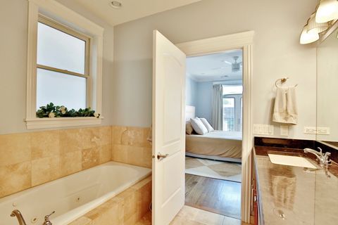 Tiny photo for 4710 N Beacon Street #2S, Chicago, IL 60640 (MLS # 12481697)