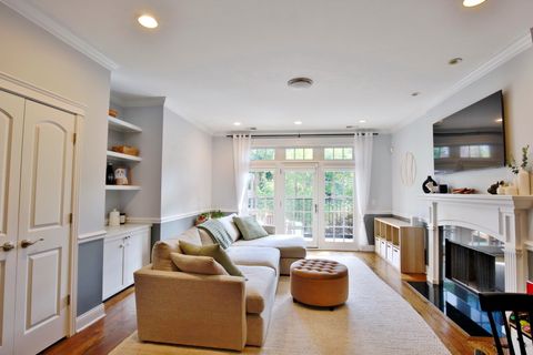 Tiny photo for 4710 N Beacon Street #2S, Chicago, IL 60640 (MLS # 12481697)
