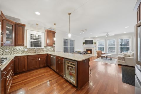 Tiny photo for 3709 N Ashland Avenue #1S, Chicago, IL 60613 (MLS # 12565575)