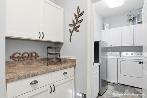 Tiny photo for 2165 Walnut Glen Boulevard, Island Lake, IL 60042 (MLS # 12586727)