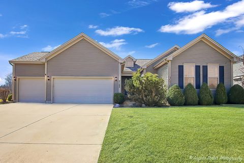 Tiny photo for 2165 Walnut Glen Boulevard, Island Lake, IL 60042 (MLS # 12586727)