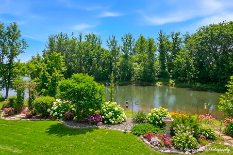 Tiny photo for 2165 Walnut Glen Boulevard, Island Lake, IL 60042 (MLS # 12586727)