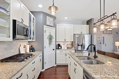 Tiny photo for 2165 Walnut Glen Boulevard, Island Lake, IL 60042 (MLS # 12586727)