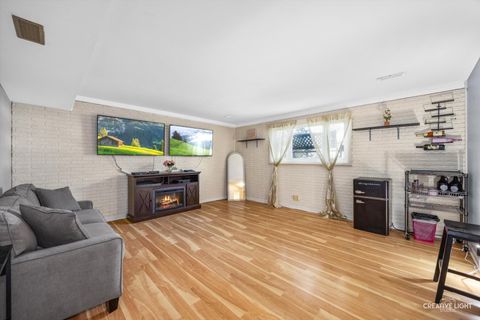 Tiny photo for 1321 Hampton Lane, Schaumburg, IL 60193 (MLS # 12596636)