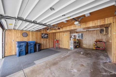 Tiny photo for 1321 Hampton Lane, Schaumburg, IL 60193 (MLS # 12596636)