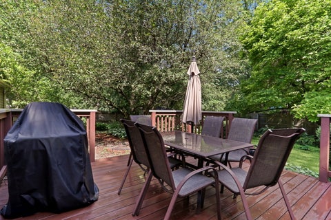 Tiny photo for 710 Fairlawn Avenue, Libertyville, IL 60048 (MLS # 12685416)