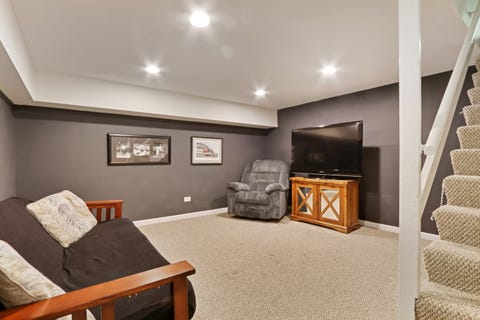 Tiny photo for 710 Fairlawn Avenue, Libertyville, IL 60048 (MLS # 12685416)