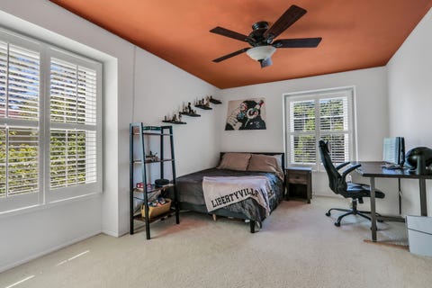 Tiny photo for 710 Fairlawn Avenue, Libertyville, IL 60048 (MLS # 12685416)