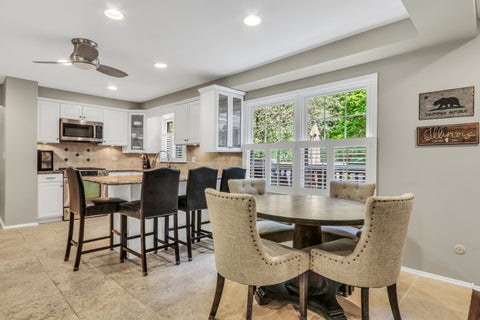 Tiny photo for 710 Fairlawn Avenue, Libertyville, IL 60048 (MLS # 12685416)