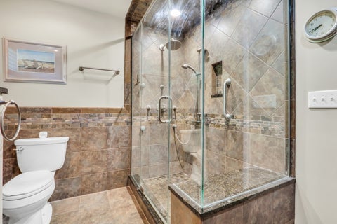 Tiny photo for 710 Fairlawn Avenue, Libertyville, IL 60048 (MLS # 12685416)