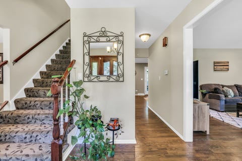 Tiny photo for 710 Fairlawn Avenue, Libertyville, IL 60048 (MLS # 12685416)