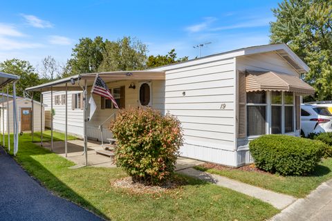 27W370 Geneva Road Unit 19, West Chicago, IL 60185 - #: 12485580