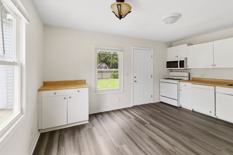 Tiny photo for 1411 Scottsdale Drive, Champaign, IL 61821 (MLS # 12546289)