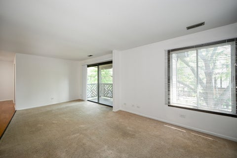 Tiny photo for 880 Johnstown Lane #B, Wheaton, IL 60189 (MLS # 12679152)