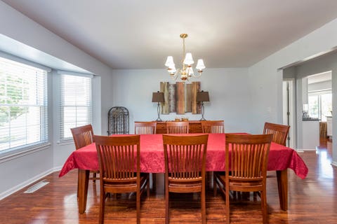 Tiny photo for 2901 Harrisburg Court, Lindenhurst, IL 60046 (MLS # 12682526)