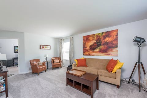 Tiny photo for 2901 Harrisburg Court, Lindenhurst, IL 60046 (MLS # 12682526)