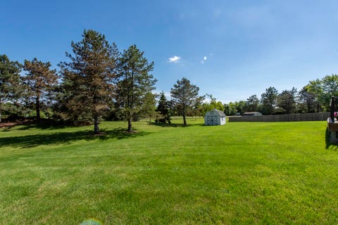 Tiny photo for 2901 Harrisburg Court, Lindenhurst, IL 60046 (MLS # 12682526)
