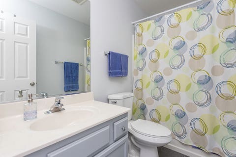 Tiny photo for 2901 Harrisburg Court, Lindenhurst, IL 60046 (MLS # 12682526)