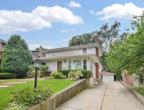 Tiny photo for 264 Holmes Avenue, Clarendon Hills, IL 60514 (MLS # 12449042)