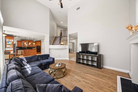 Tiny photo for 6 W Jayne Street, Lemont, IL 60439 (MLS # 12699727)