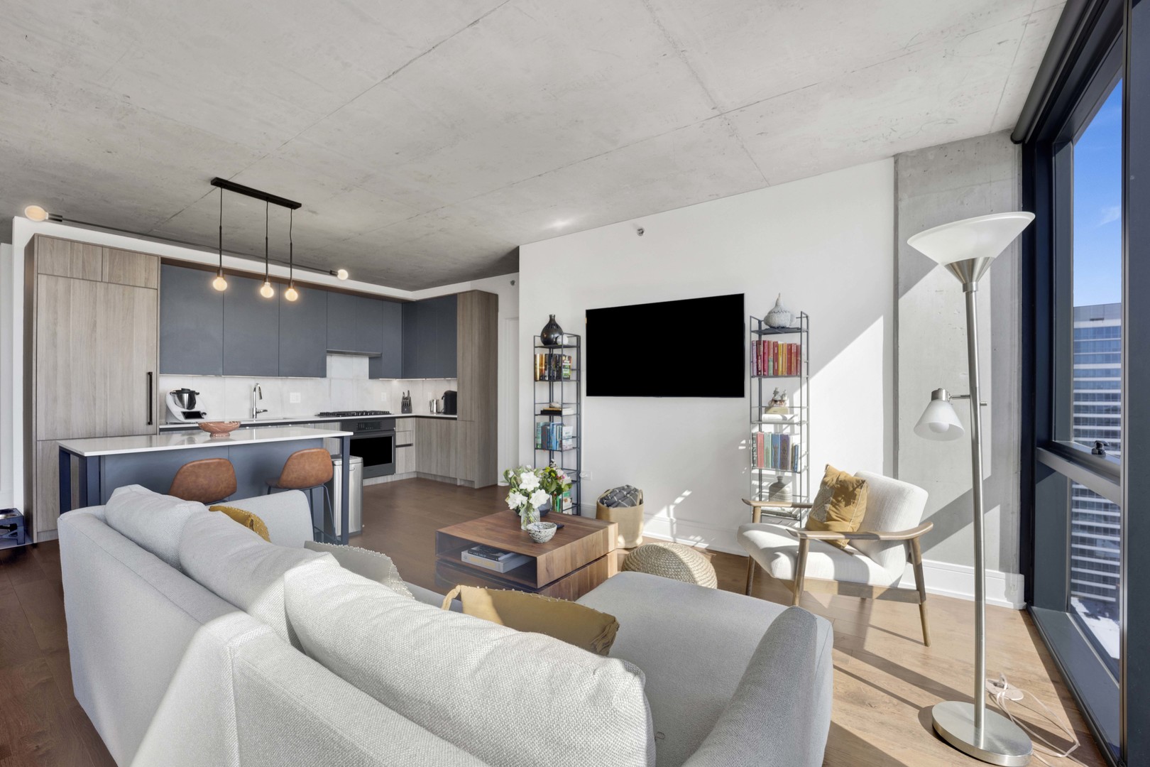 234 W Polk Street 2903