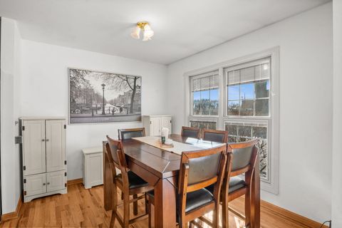 Tiny photo for 1923 Ozark Parkway, Algonquin, IL 60102 (MLS # 12554279)