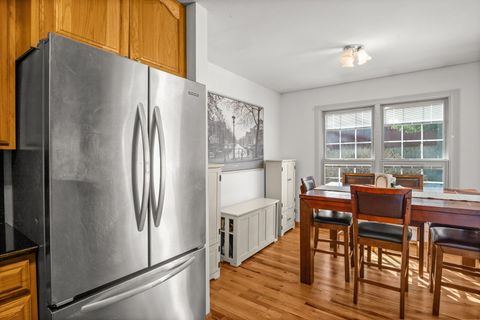 Tiny photo for 1923 Ozark Parkway, Algonquin, IL 60102 (MLS # 12554279)