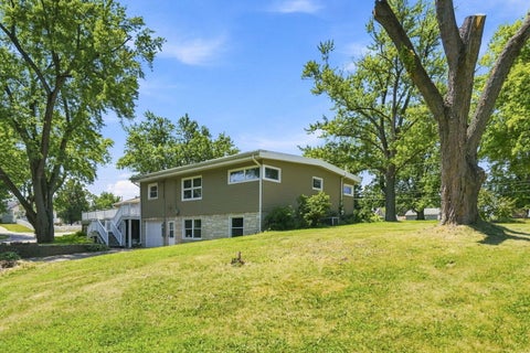 Tiny photo for 2510 7th Street, Moline, IL 61265 (MLS # 12743725)