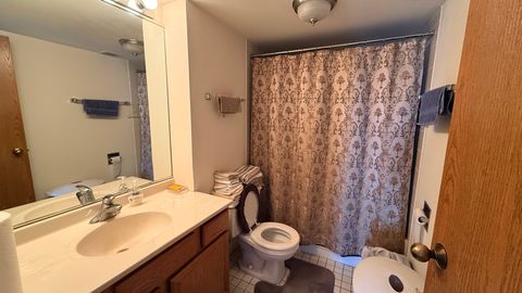 Tiny photo for 606 E Woodland Park Avenue #608, Chicago, IL 60616 (MLS # 12565964)