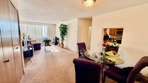 Tiny photo for 606 E Woodland Park Avenue #608, Chicago, IL 60616 (MLS # 12565964)
