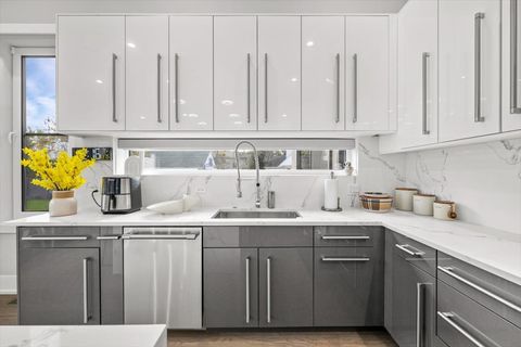 Tiny photo for 1341 Pfingsten Road, Northbrook, IL 60062 (MLS # 12551018)