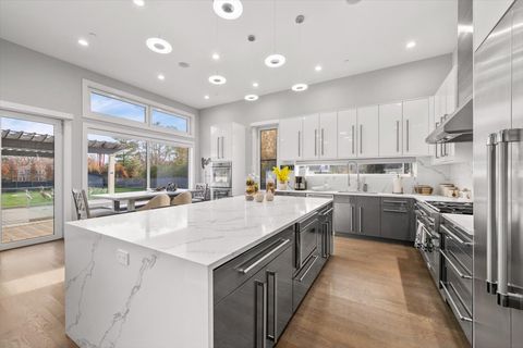 Tiny photo for 1341 Pfingsten Road, Northbrook, IL 60062 (MLS # 12551018)